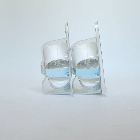 Febreze UNSTOPABBLES Scented Oil Warmer Wall Plug Alternating Dual Scents NEW 2 - Picture 4 of 5